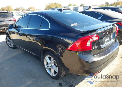 2014 Volvo S60 T5/T5 Platinum/T5 Premier/T5 Premier Plus из США, поврежденный, VIN YV1612FS8E2295463